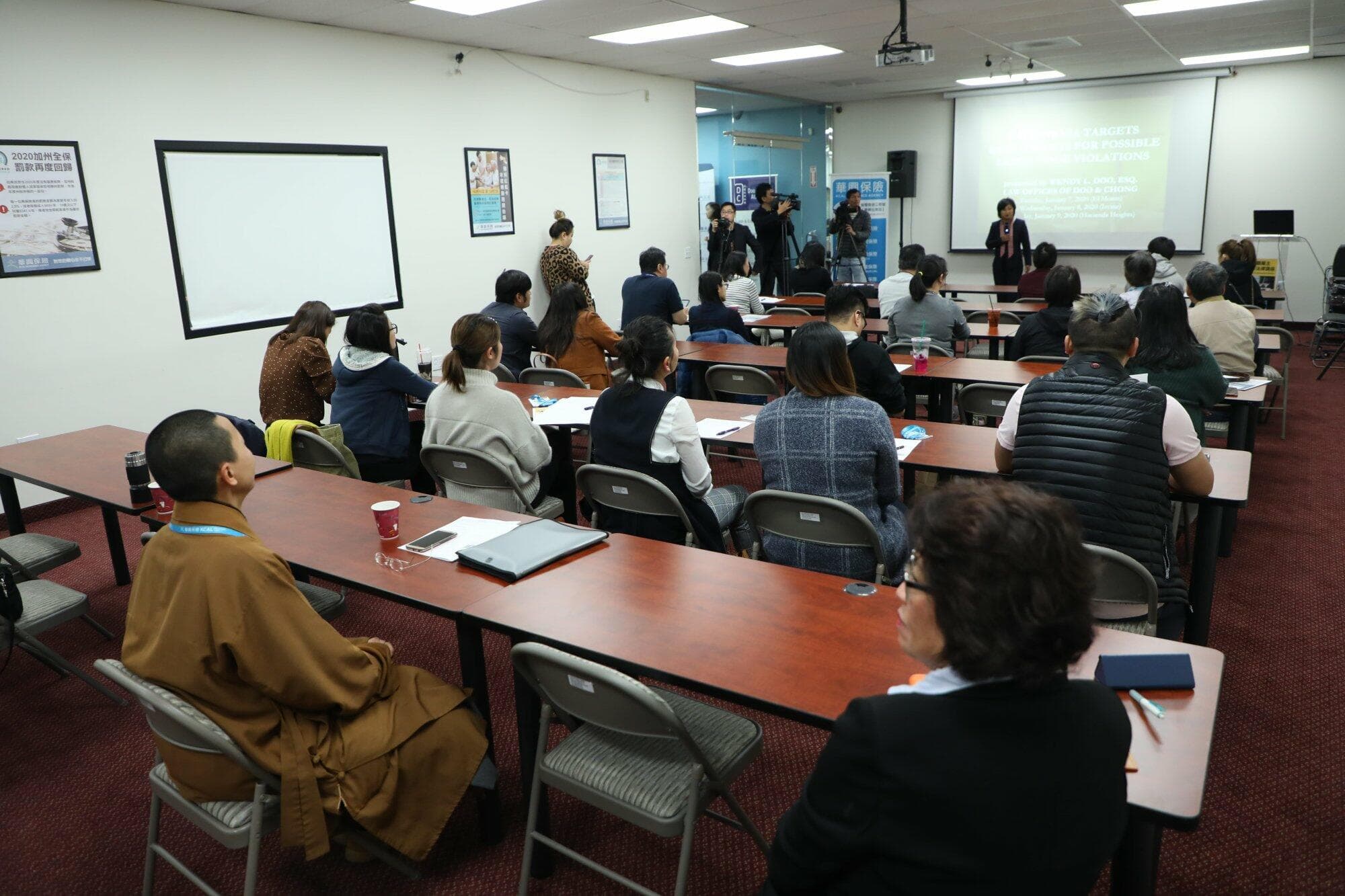Attendees at the KCAL Insurance seminar for restaurant owners